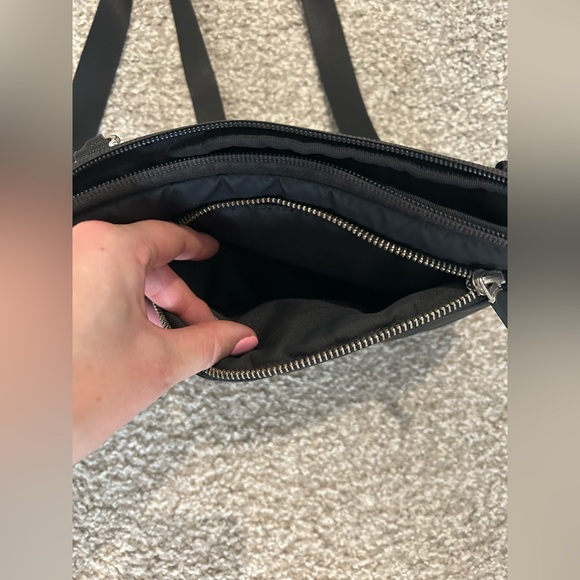 Lululemon City Adventurer Crossbody Bag - Picture 4 of 5